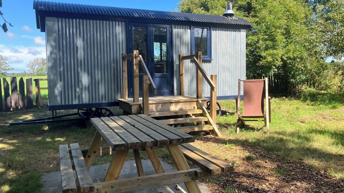 Bangor Cabin | Cwt Clyd-Shepherd’s Hut