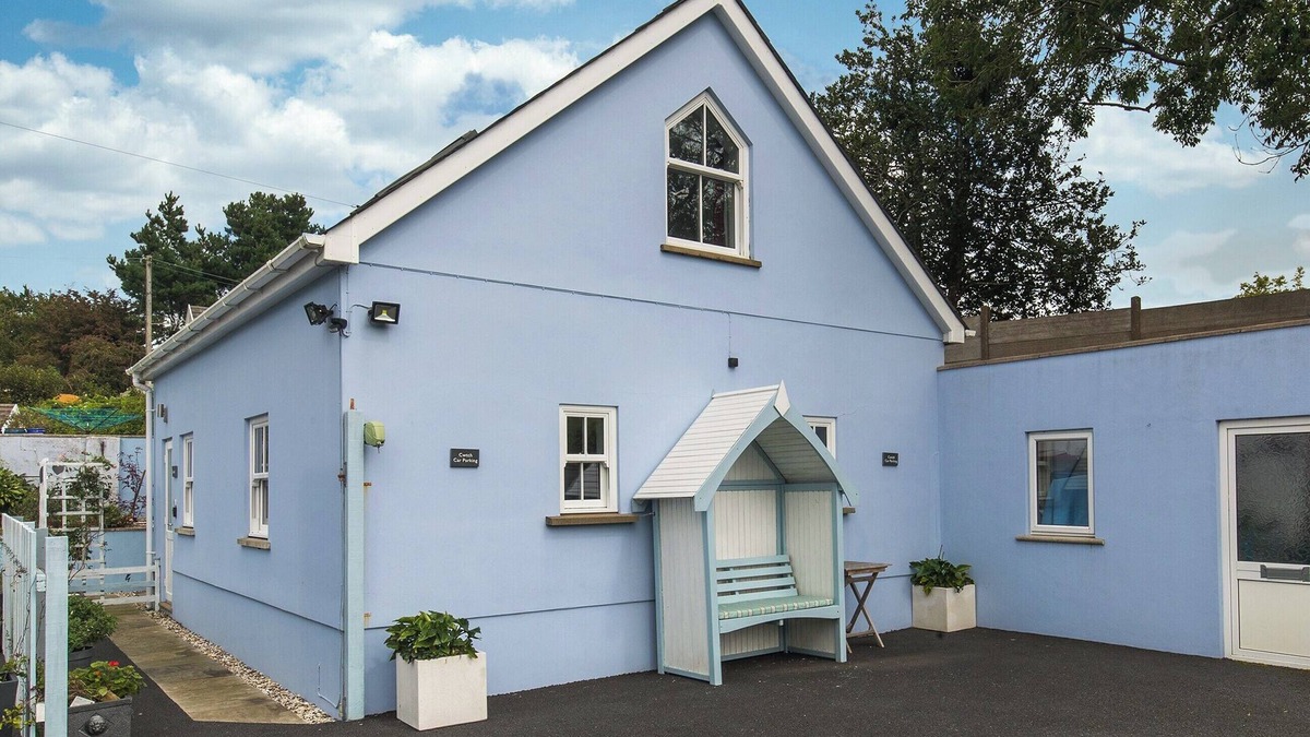 Laugharne Cottage | Cwtch @ Forge Cottage