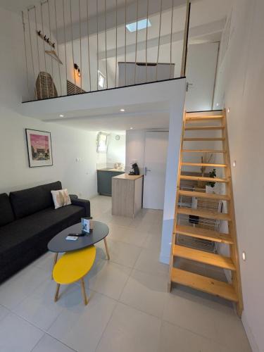 Saint-Georges-d'Orques Apartment | Cyprès des cigales - Duplex meublé de tourisme