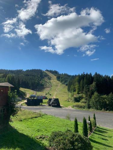 Albrechtice v Jizerskych horach Apartment | Ubytování u sjezdovky Tanvaldský Špičák II. s garáží