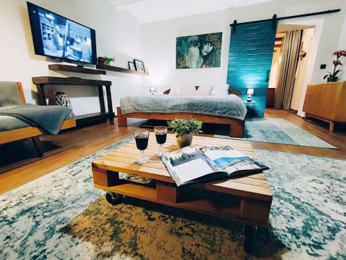 Stara Boleslav House | Onefourfour Apartment