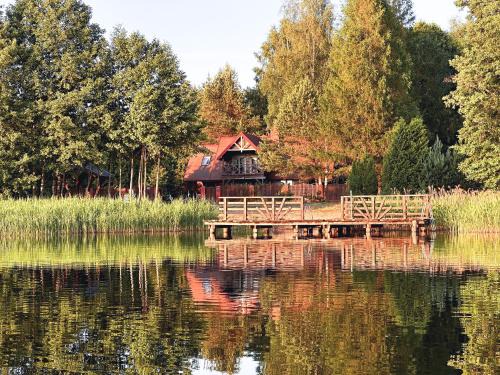 Płaska House | CzillasOrle luksusowy dom nad samym brzegiem jeziora Orle koło Augustowa