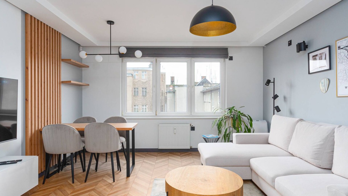 Wroclaw City Center Apartment | Czysta Modern Apartment