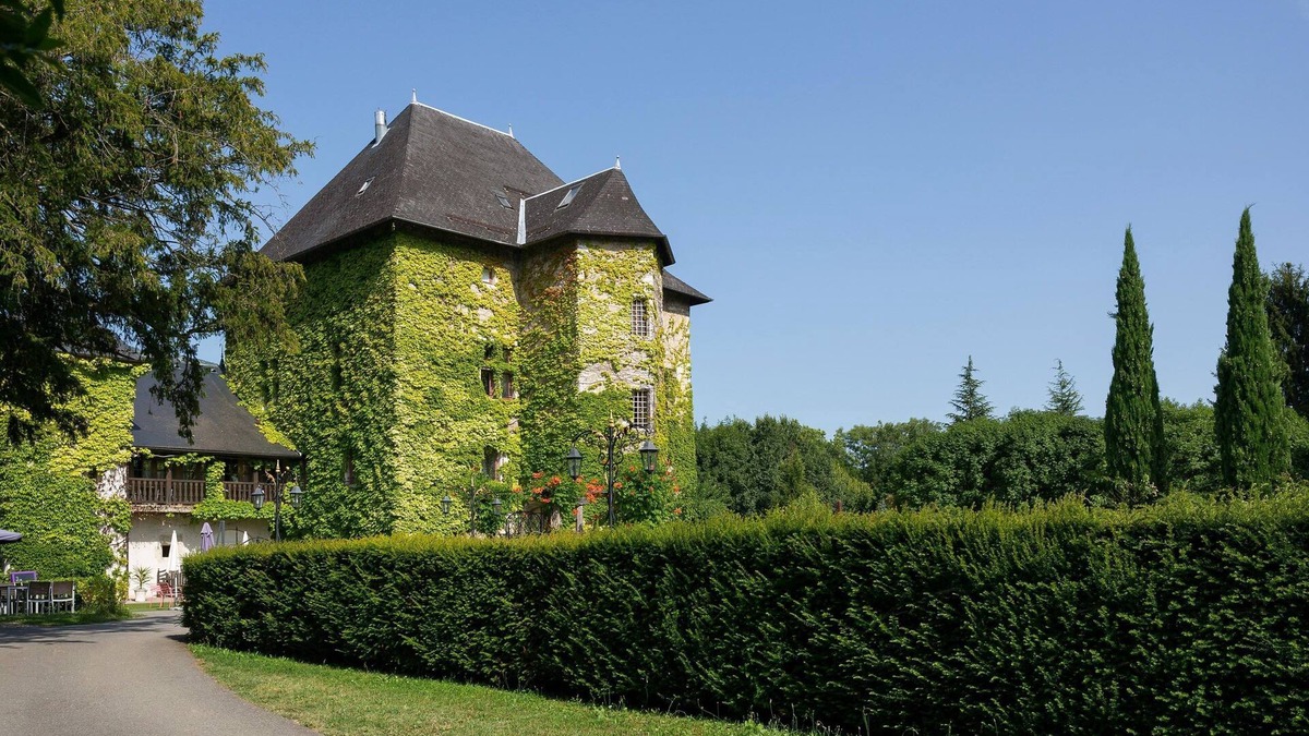 Chambery Apartment | Dégustations de Vin ! Chateau, Piscine sur place