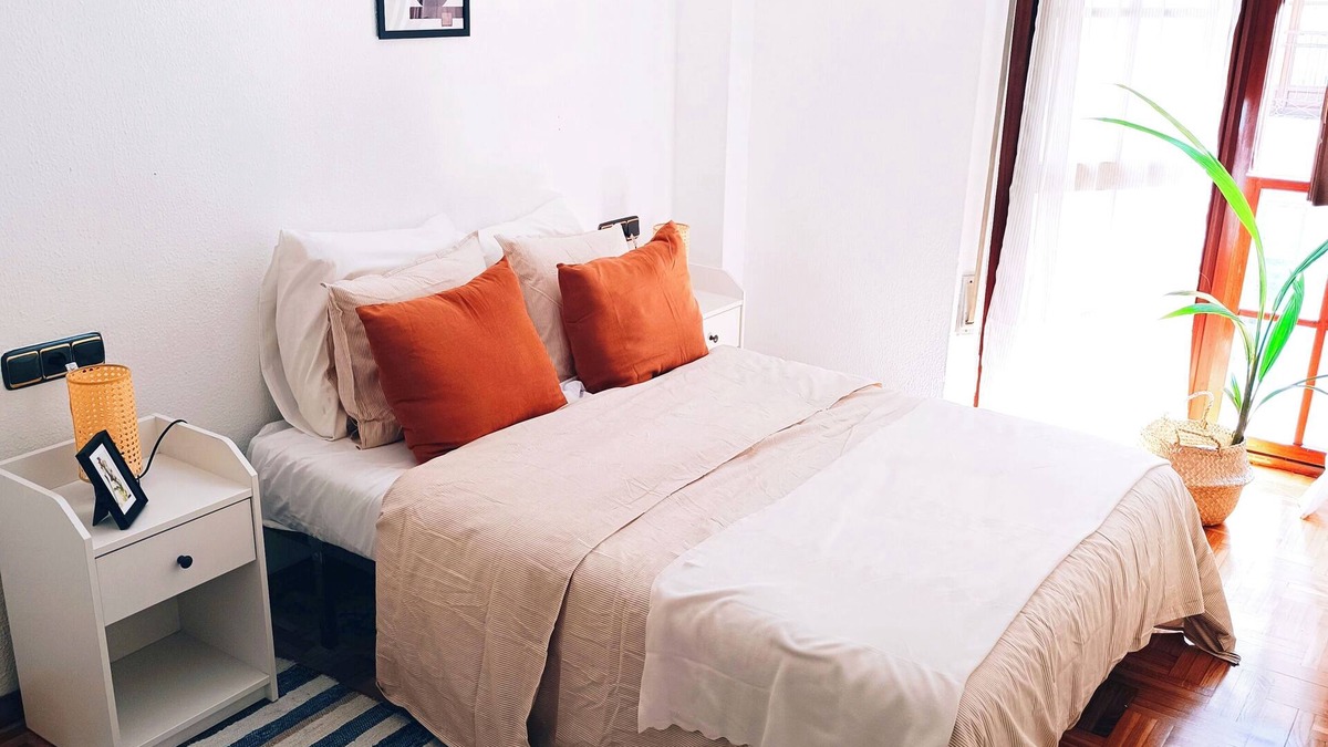 Gijon City Centre Condo | Dúplex Gijon Centro-plazuela de San Miguel. Parking Gratuito