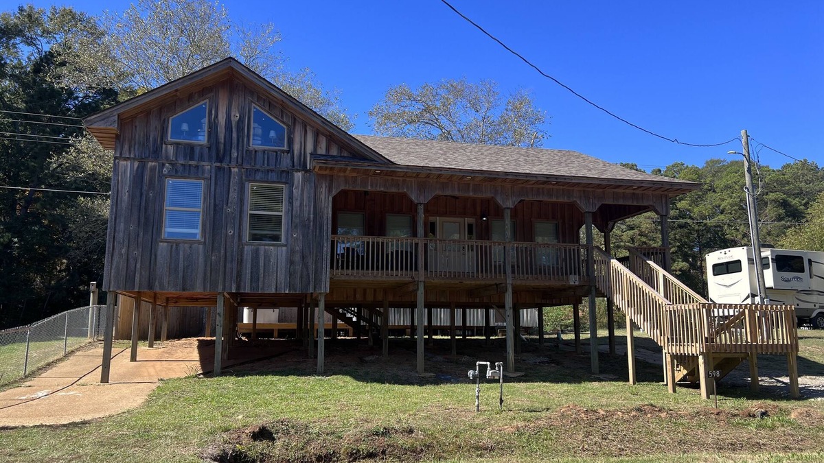 Farmerville Cabin | D'Arbonne Duck - No Cleaning Fee