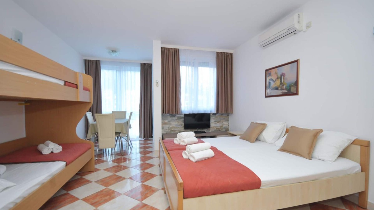Centar Apartment | D&D Apartments Budva 3 - Apartment with 4 beds (Studio)