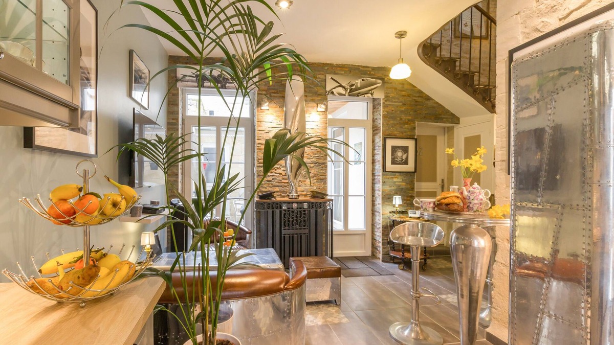 Arromanches-les-Bains Bed & Breakfast | D Day Aviators