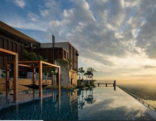 Thao Dien Apartment | d'Edge Thao Dien by KayStay
