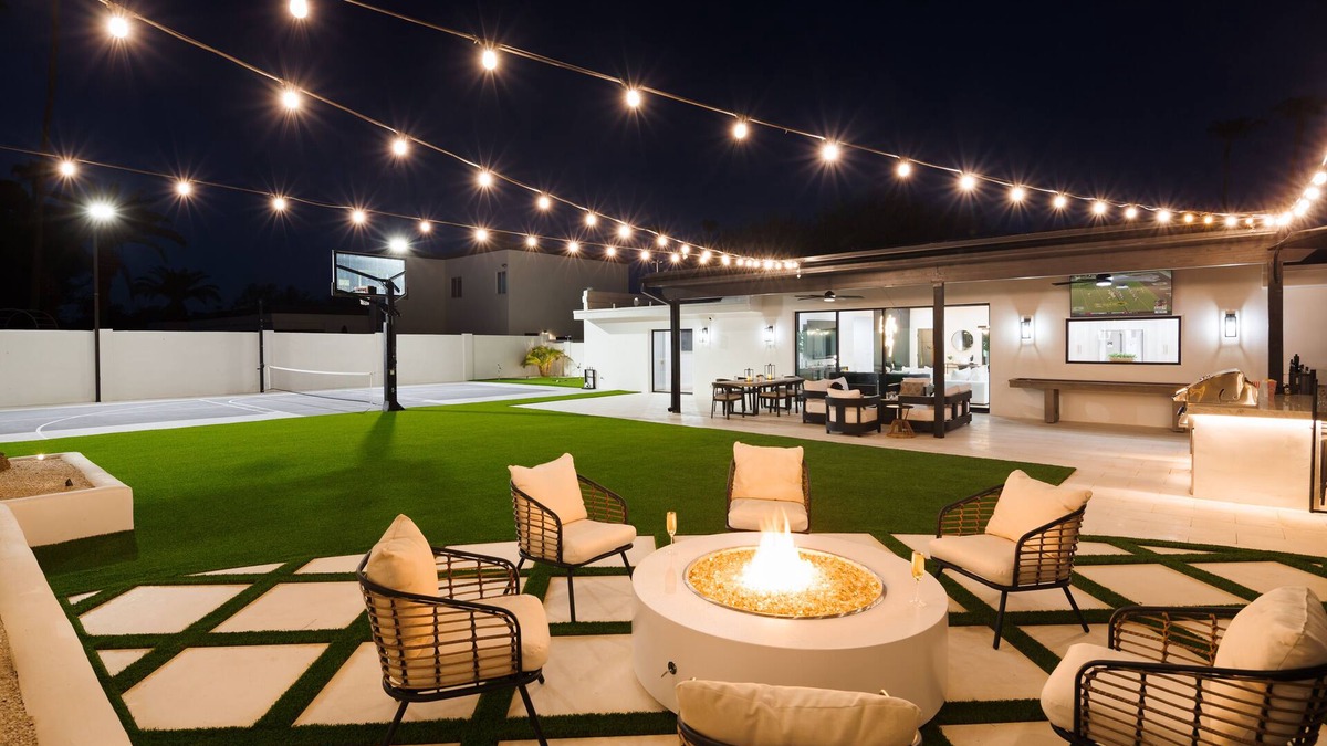 Thunderbird Desert Estates House | D&G Retreat-Pool & Sports Court-Central Scottsdale
