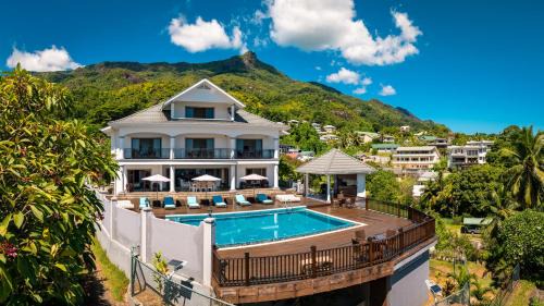 Beau Vallon Apartment | D'Offay Seaview Apartments