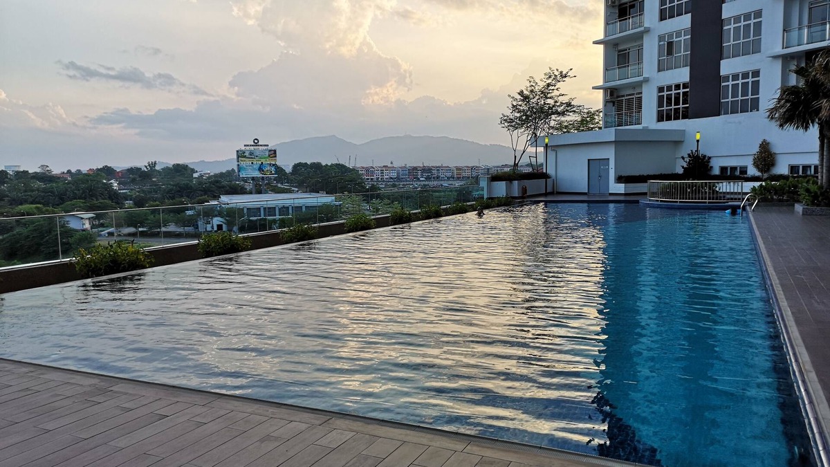 Daerah Kulai Apartment | D'Putra Suites & Homestay @ Near Senai Airport/JPO Mall/AEON & IOI Mall