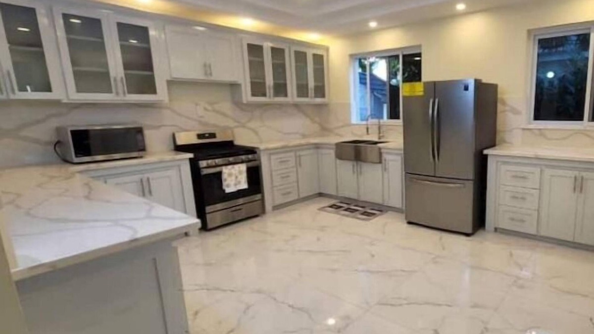 Highgate Villa | D'Rhatid Mansion