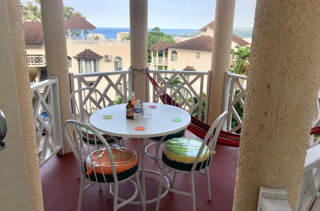 Ocho Rios Villa | #D1 castle STUDIO WIFI KING bed Ocho Rios Jamaica