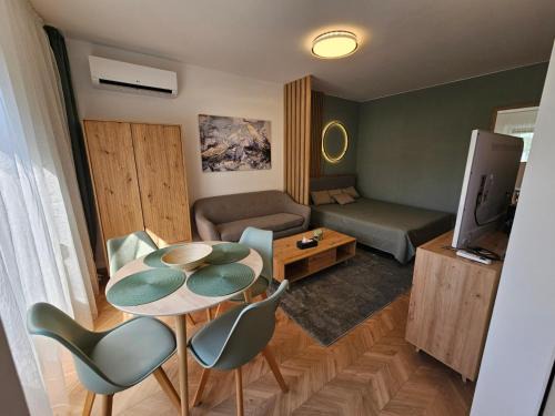 Dunaujvaros Apartment | D422Apartman