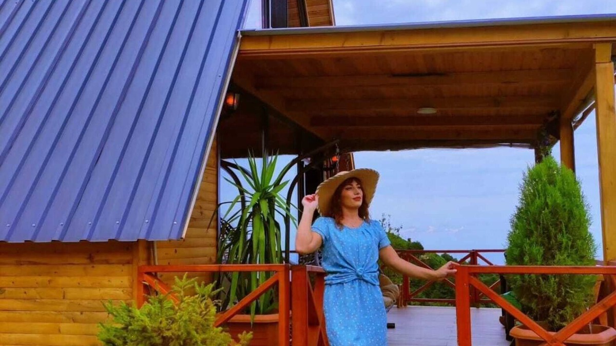 Ardesen Ski Chalet | Dağ,dere,deniz,Şehir ve orman manzaralı,jakuzili. Şömineli bungalov