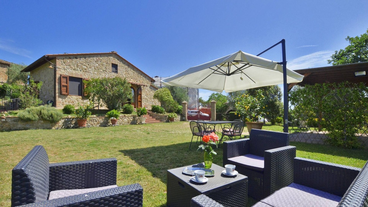 Murlo House | Da Maria, Murlo, Italy