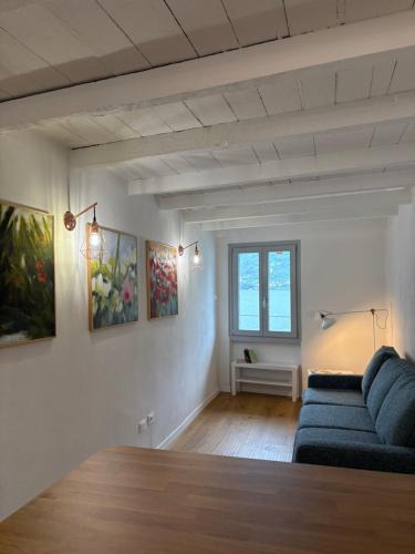 Colonno Apartment | Da Mirella apri la finestra e innamorati del lago!