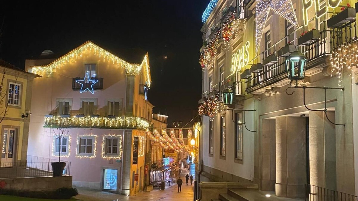 Feira House | Da Praca is in the old town center.
