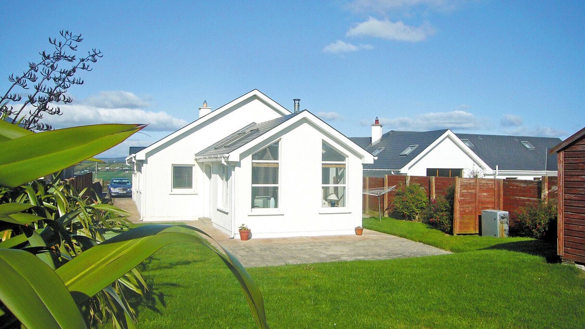 Ardmore House | Dacha Holiday Home