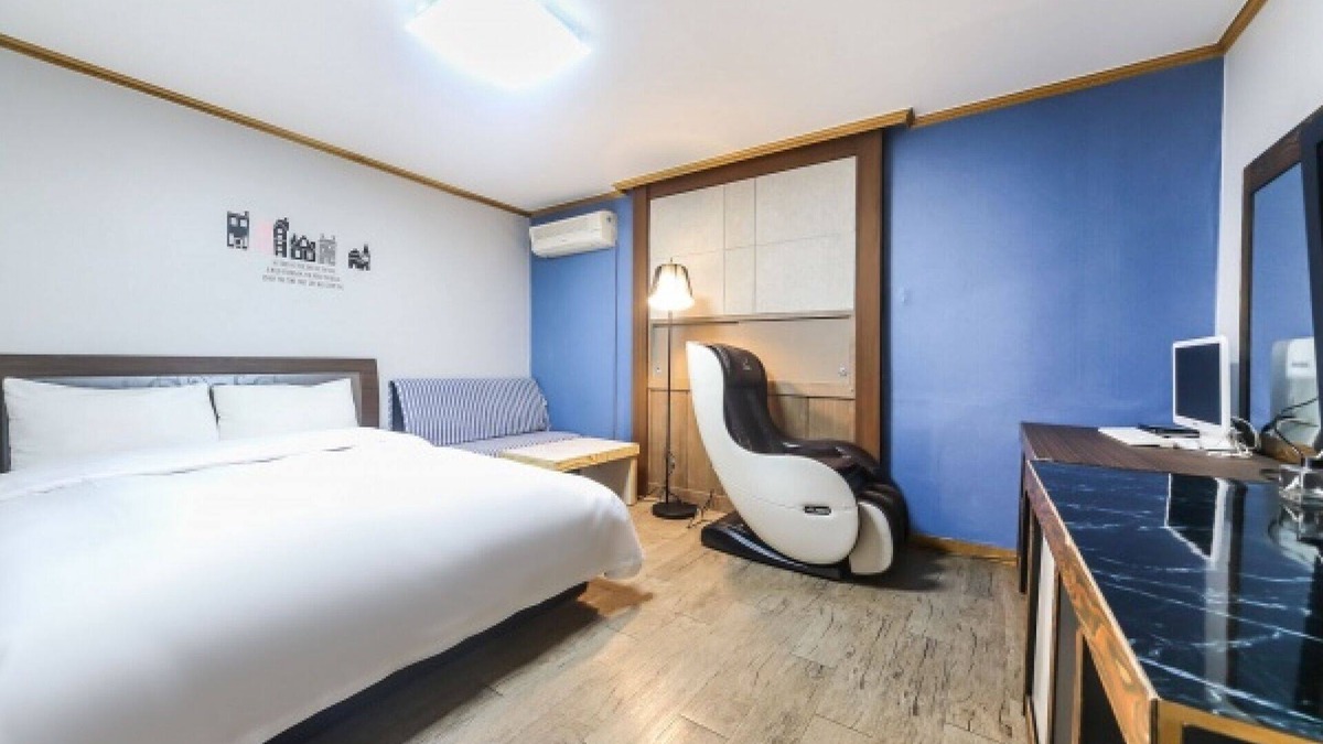 Daedeok-gu Hotel | Daejeon Sintanjin Blue