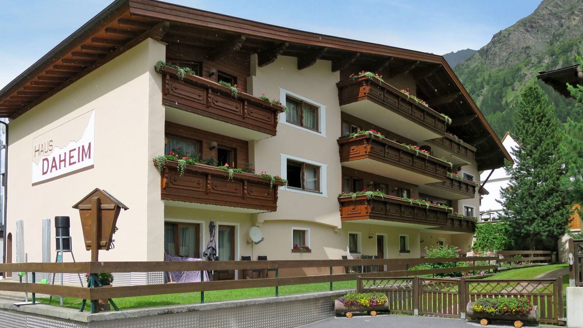 Plangeross Apartment | Daheim – Wildspitz by Interhome