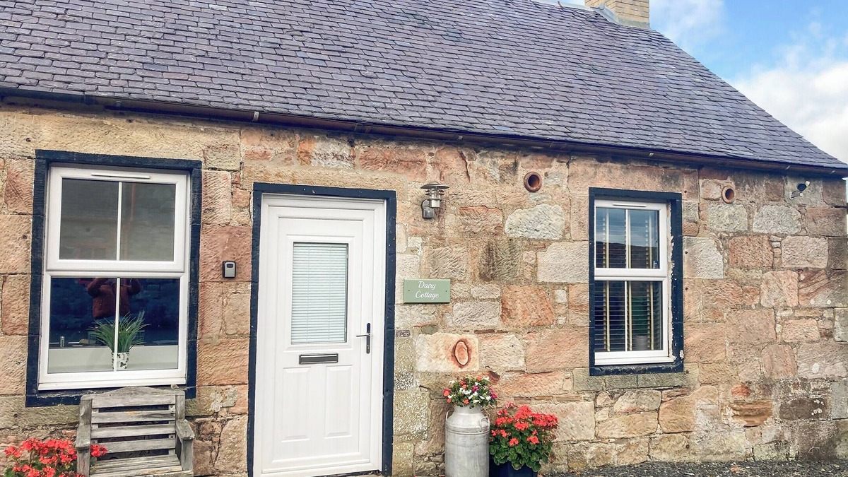Kirkmichael Cottage | Dairy Cottage - UK39522