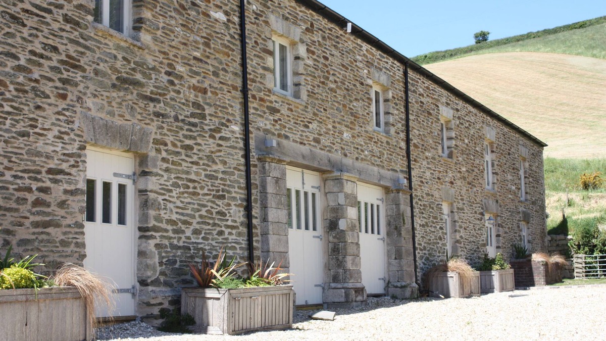 Saint Goran House | Daisy Barn - Beautiful Grade 2 listed conversion