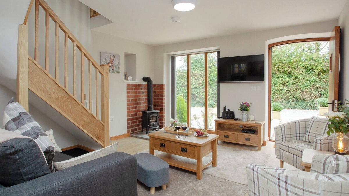 Hewish Cabin | Daisy Cottage - UK31294