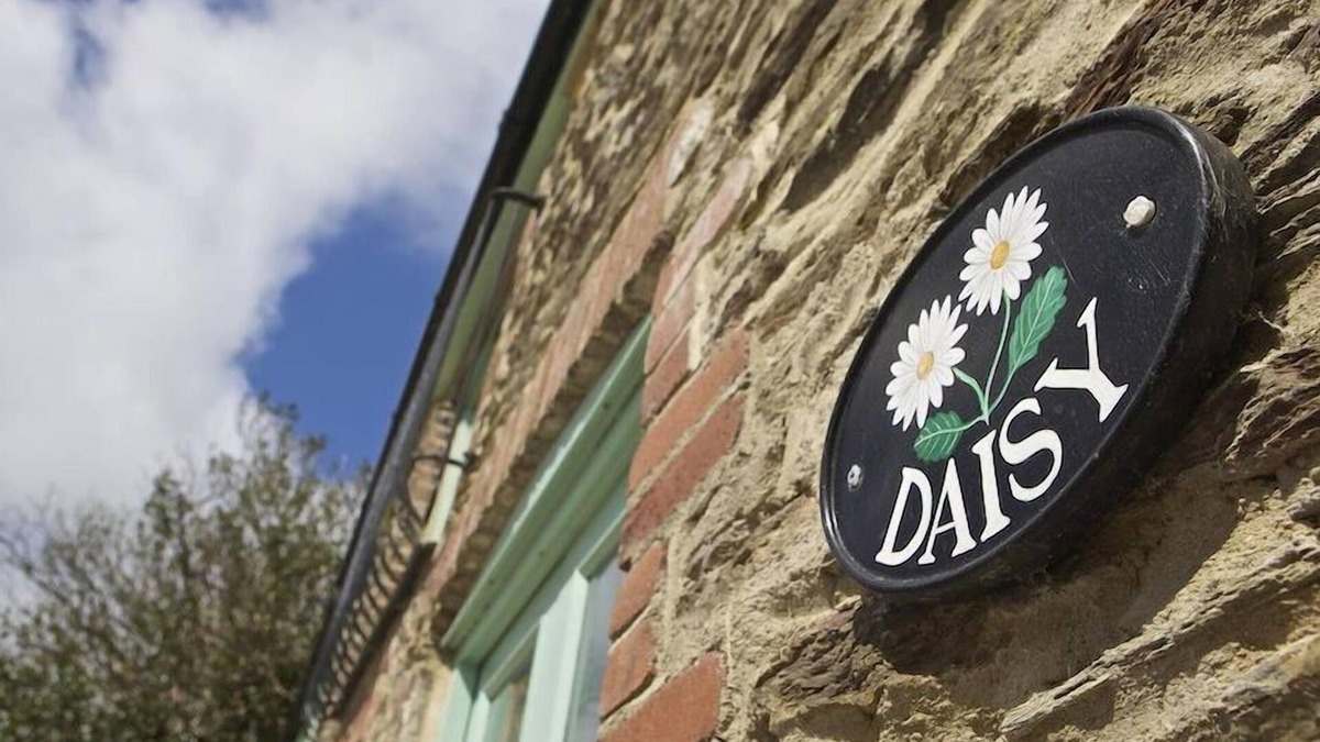 Chillington Cottage | DAISY, family friendly, with a garden in Blackawton