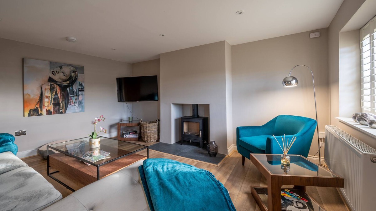 South Creake Cottage | Daisy's Place - LUXURY in the Creakes. Period flint cottage with ultra stylish interior, two beds