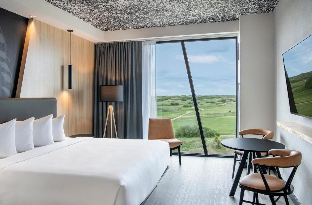 West Central Saskatchewan Hotel | Dakota Dunes Resort