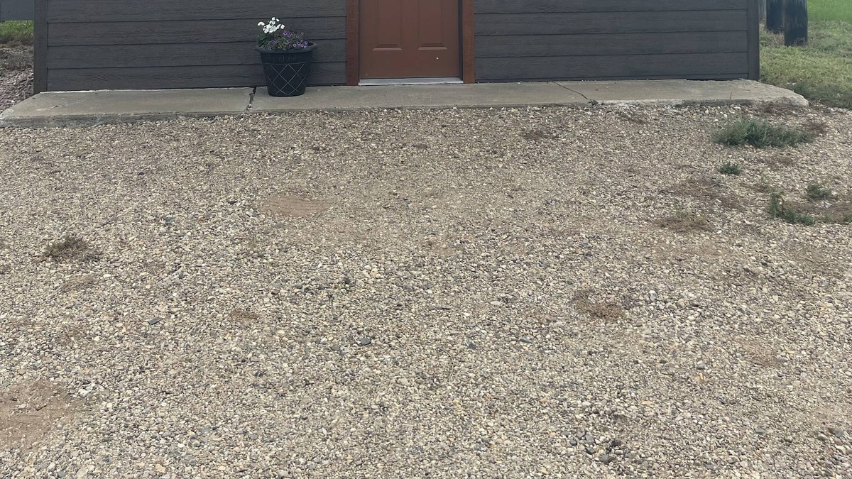 Faulkton Cabin | Dakota Landing Cabins & Motel: #14-Cozy, newly remodeled cabin