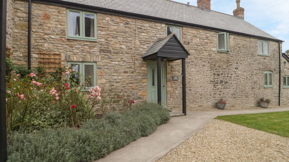 Compton Martin Cottage | DALE BARTON, pet friendly, character holiday cottage in Wells