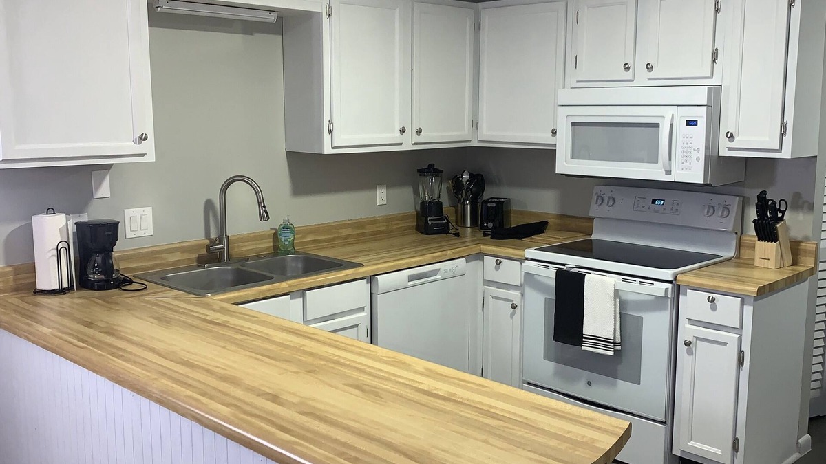 Daleville Apartment | Daleville Delight