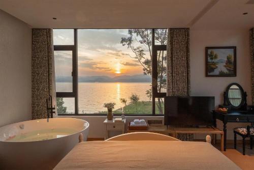 Dali House | Dali Blue House Sea View B&B