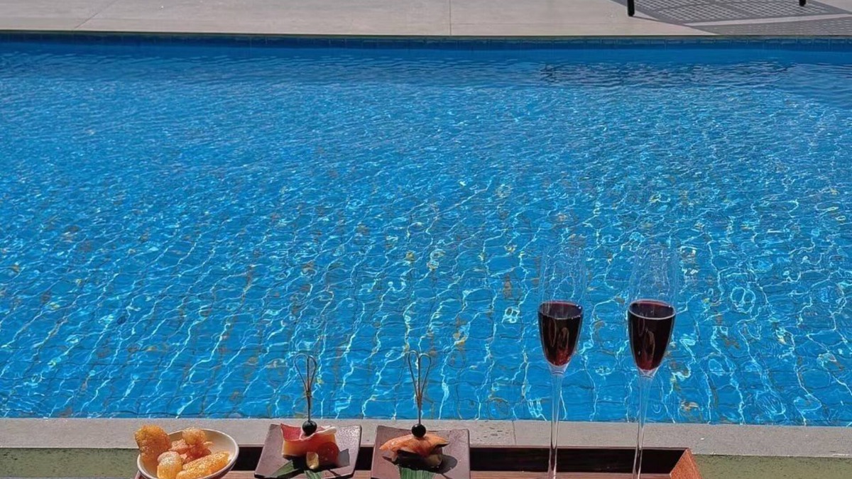 Manjiang Hotel | Dali Puyu VILLA Cliff Seaview Hotel
