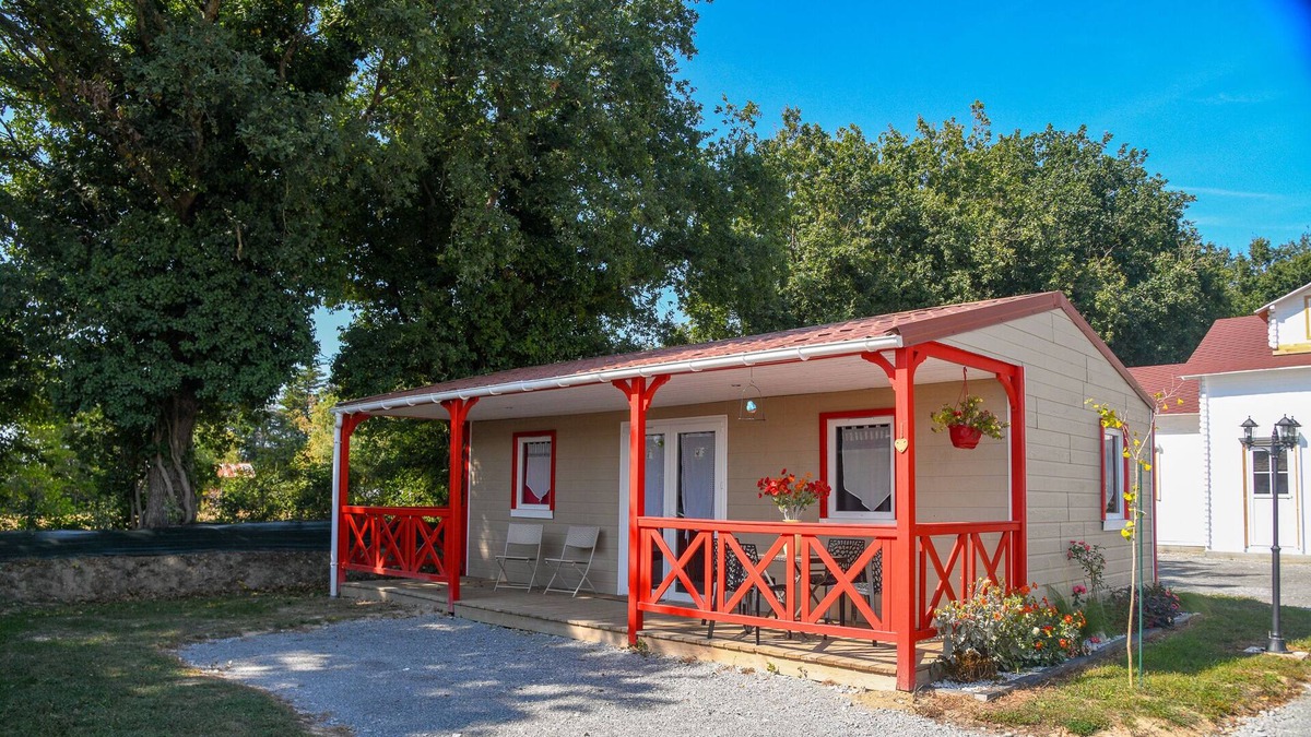 Sallertaine House | Dallas in stock 5 Street J. R.Ewing