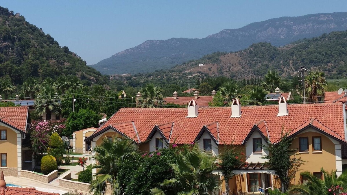 Dalyan City Center Villa | Dalyan Villa Kiydan -Modern, Spacious 2 bedroomed Villa with a large shared pool