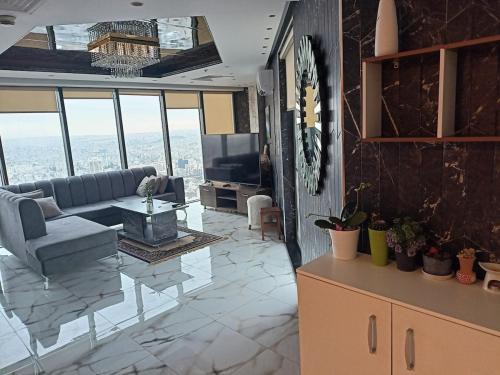Al Abdali Apartment | damac tower floor 28