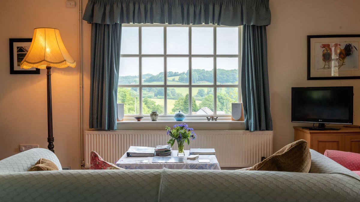 Pwllgloyw Cottage | Damson Cottage - Self Catering