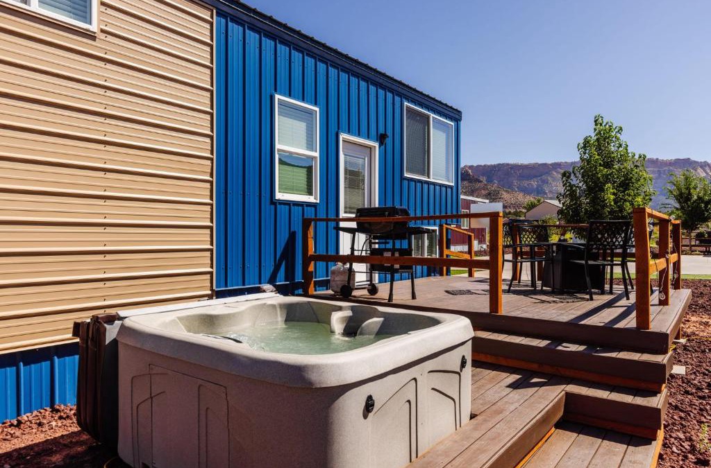Apple Valley House | Dana Blue