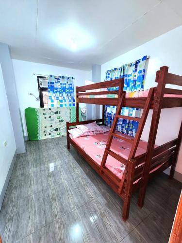 Dagupan House | DanLin's Aircon Rooms &Cottages-1st Building 3Room
