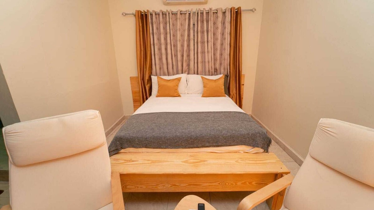 Barahona Apartment | Danshari Room B-2 (Parking-Breakfast included) Malecon-Beaches 10 minutes away