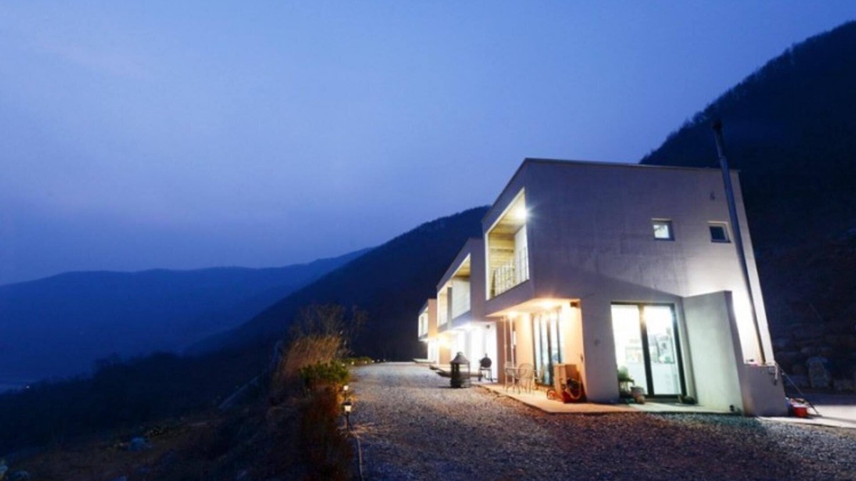 Danyang House | Danyang Avichae Pension