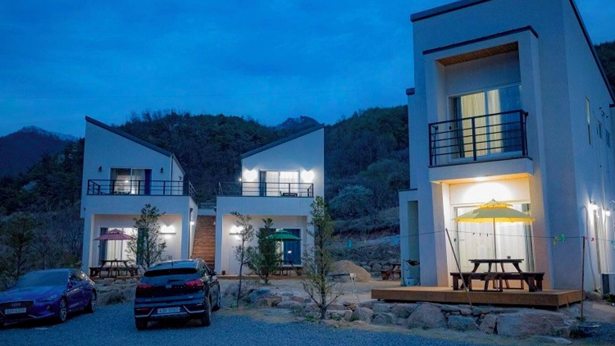 Danyang House | Danyang Sobaeksanganeungil Pension