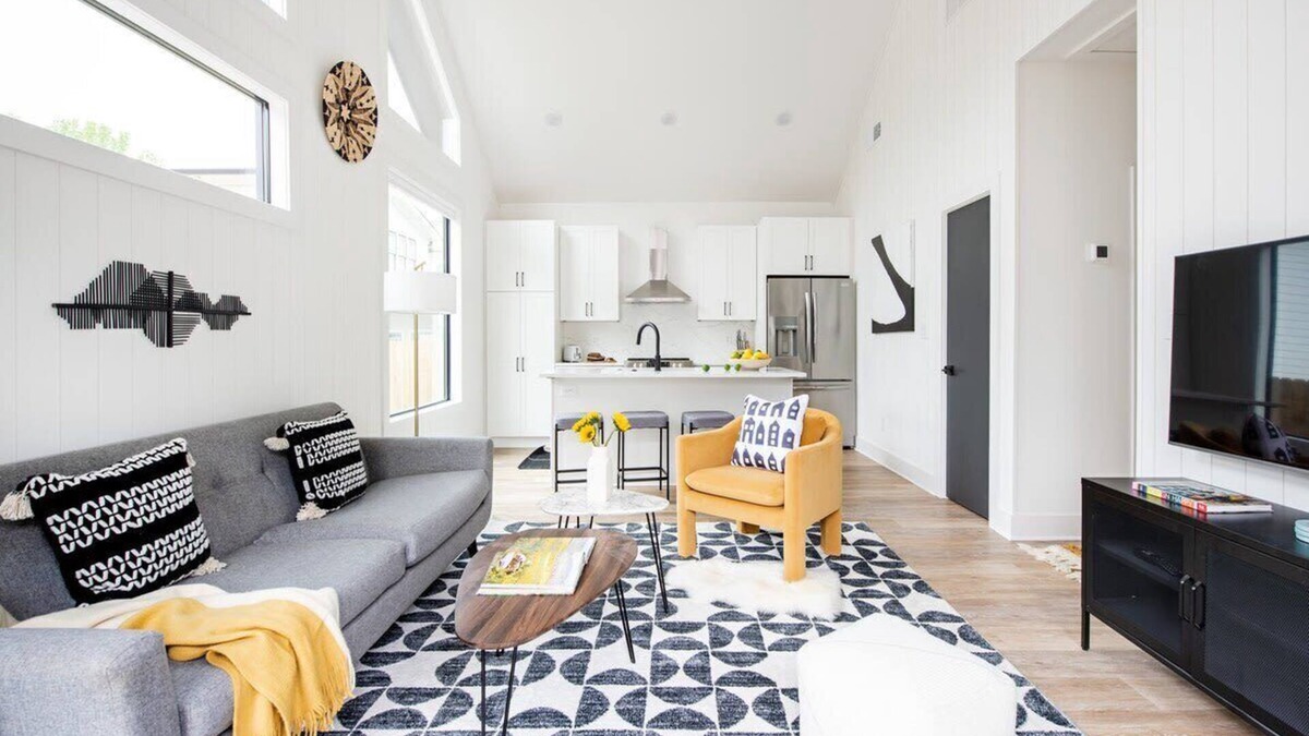 East Lake House | Dapper Dan by Minty Living