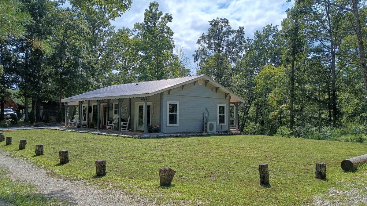 Stanton Cabin | Dappled Grey Cabin with hot tub at Red River Gorge