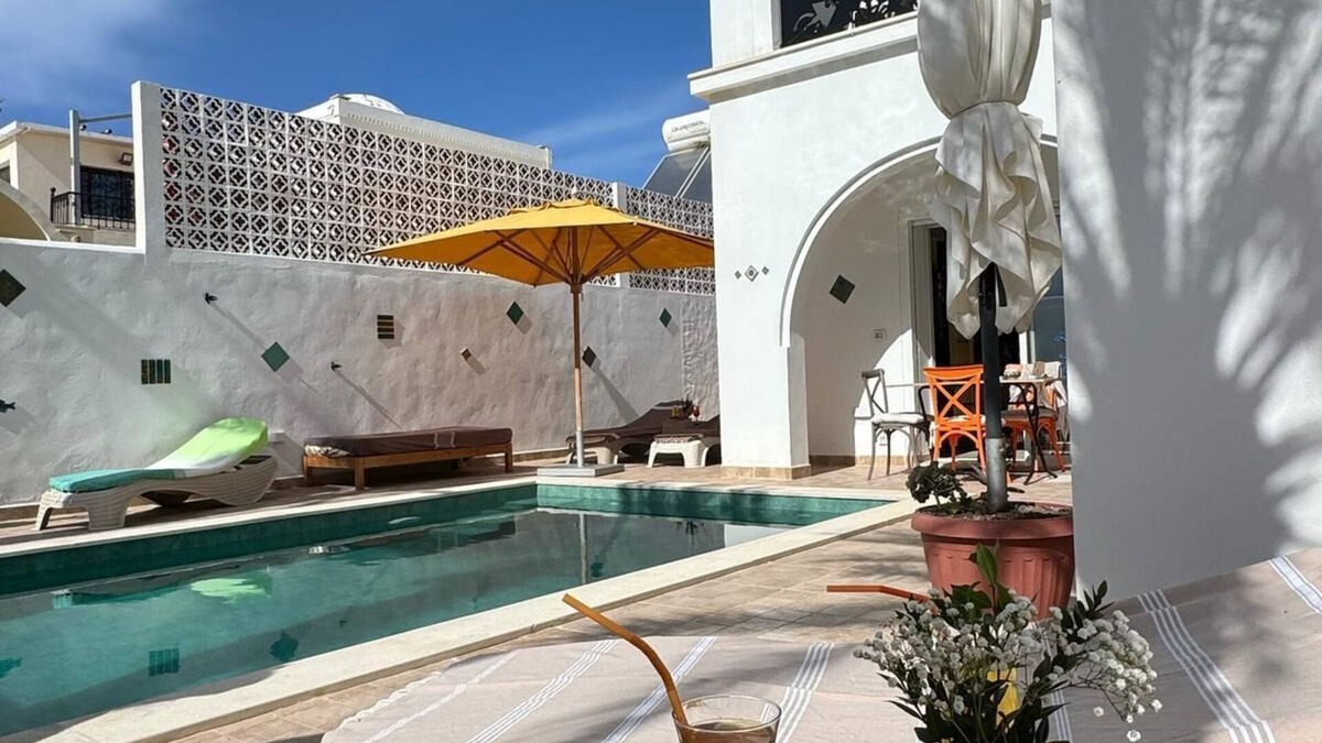 Mezraia Bed & Breakfast | Dar El Kahina Djerba guest house -Suite AZUR- located 300m from the beach