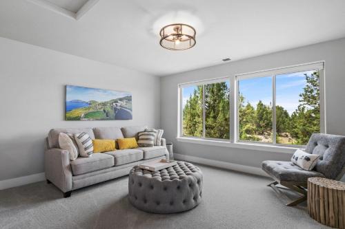 Bend House | Dara